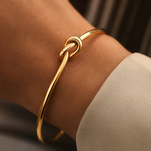 Auraliv Bracelet - minimalist inspired