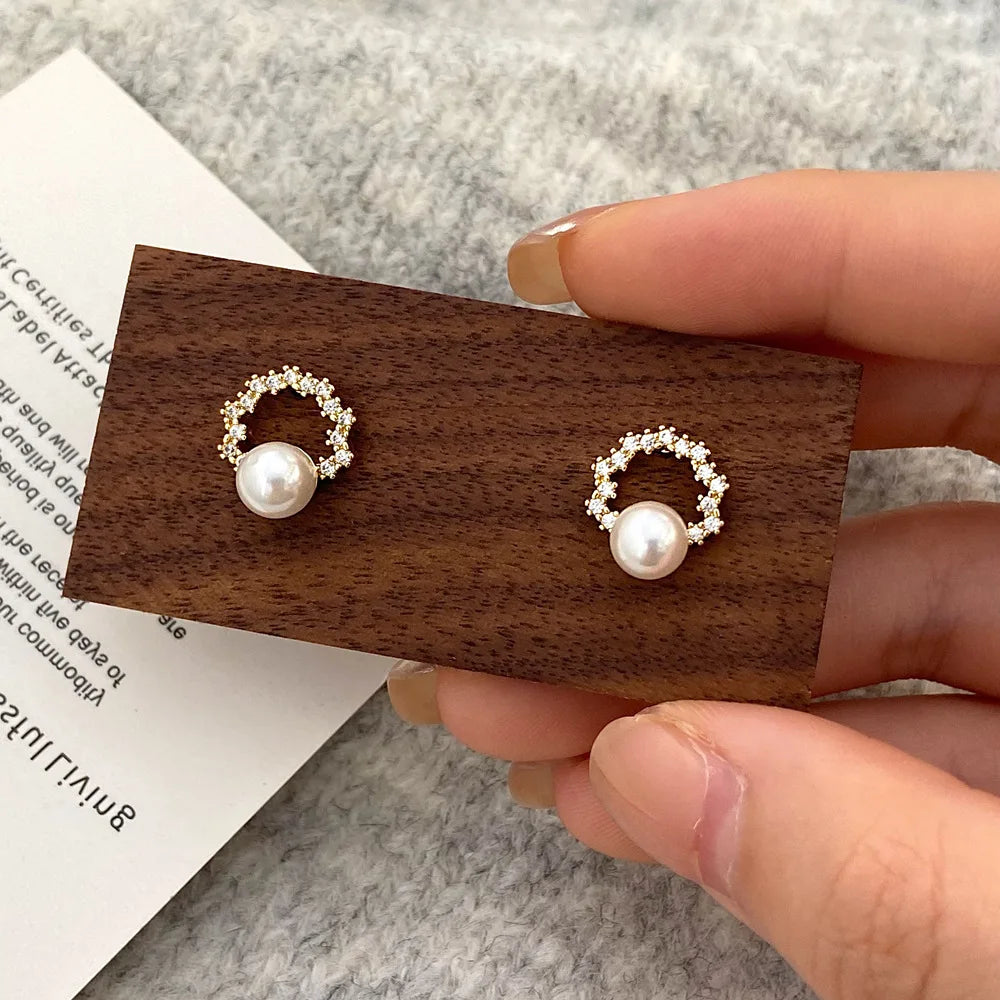 Auraliv Earrings