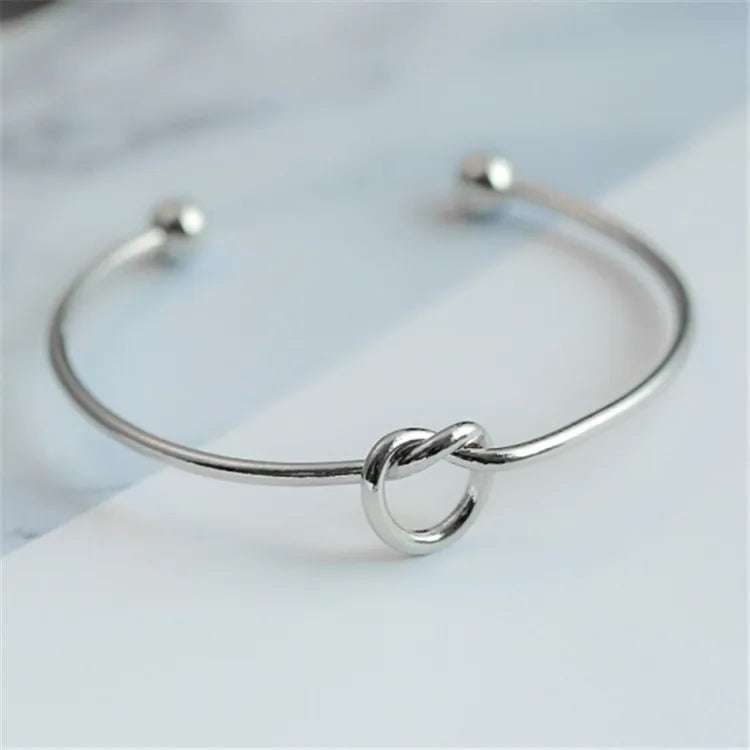 Auraliv Bracelet - minimalist inspired