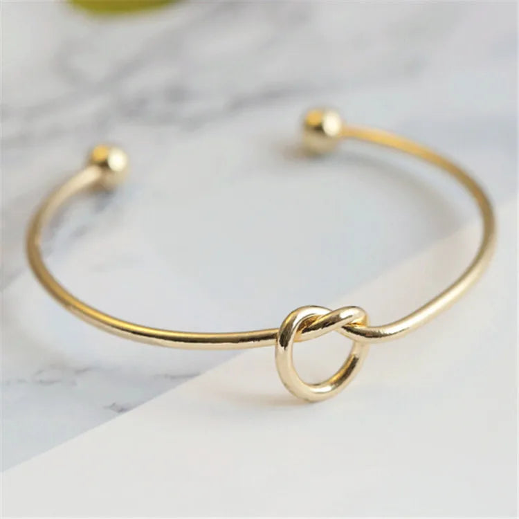 Auraliv Bracelet - minimalist inspired
