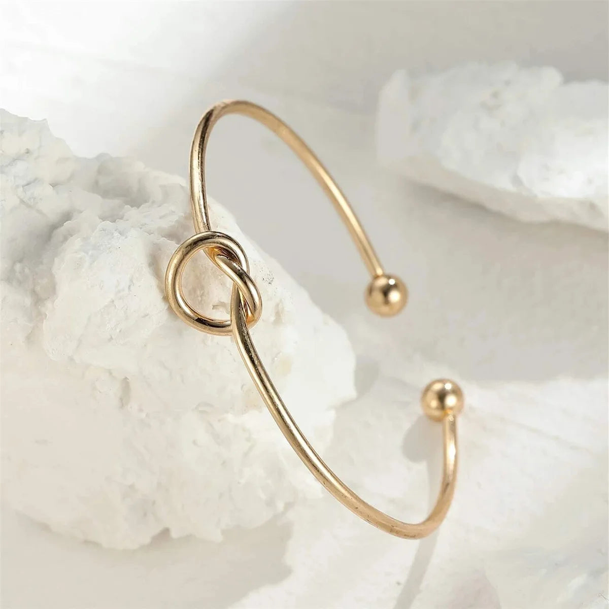 Auraliv Bracelet - minimalist inspired